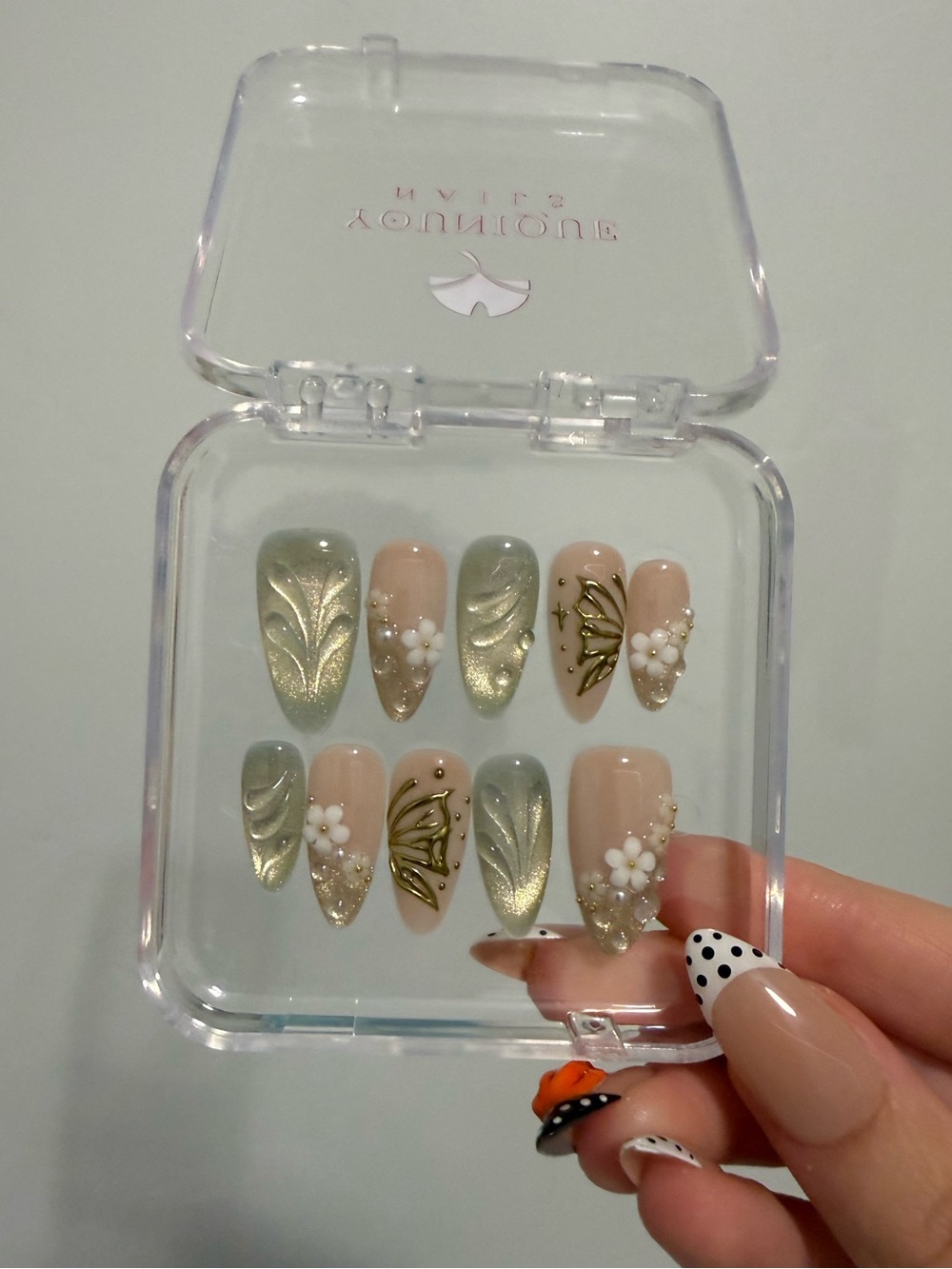Golden Butterfly Press-on Nails